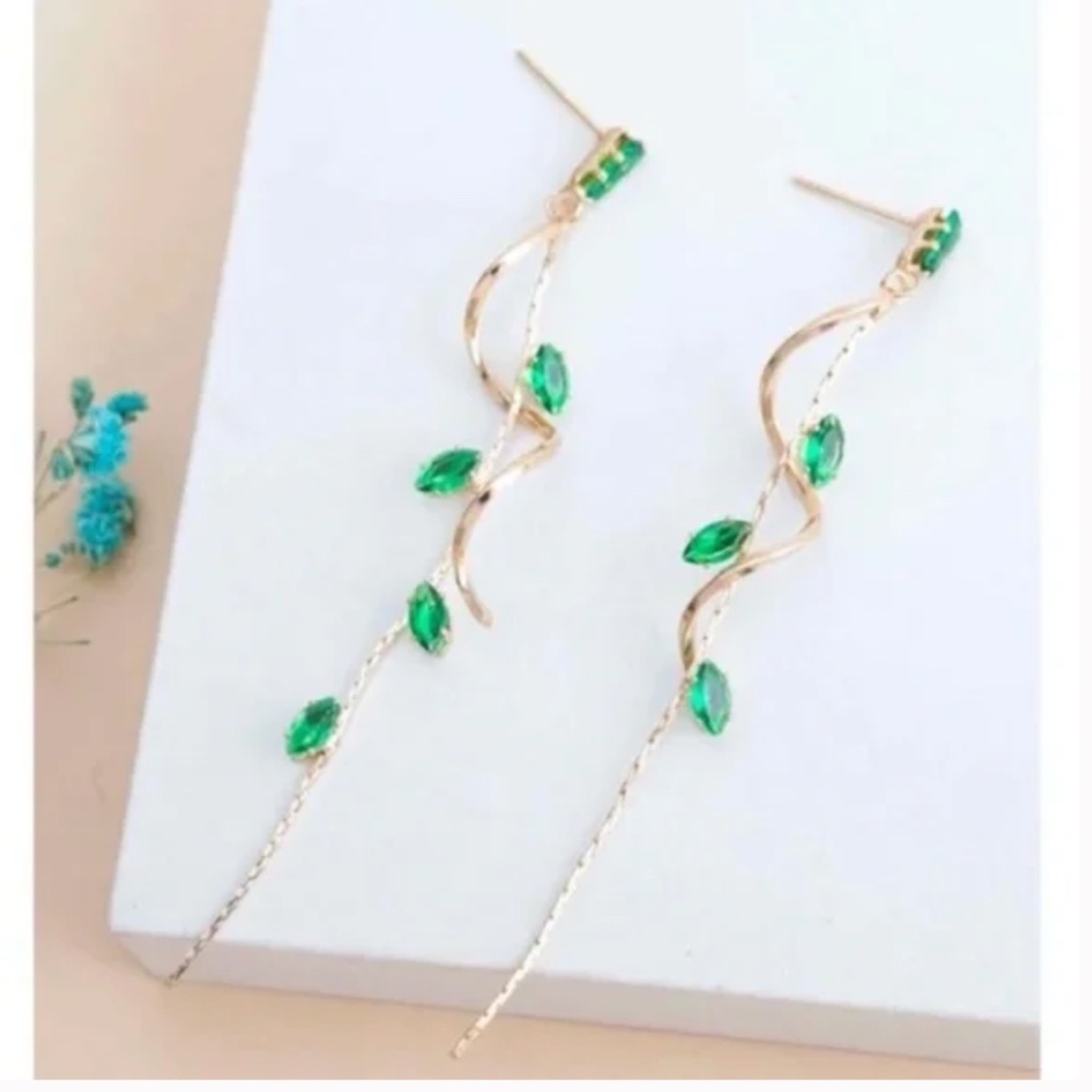 ❤️ FREE Drop Leaf Tiered Hipster Hippie Artsy Chic Glam Romantic Elegant Earring